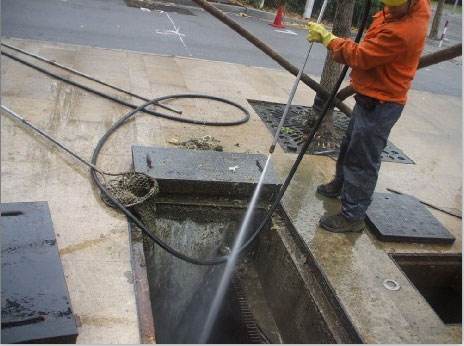 南和池底污泥如何清理